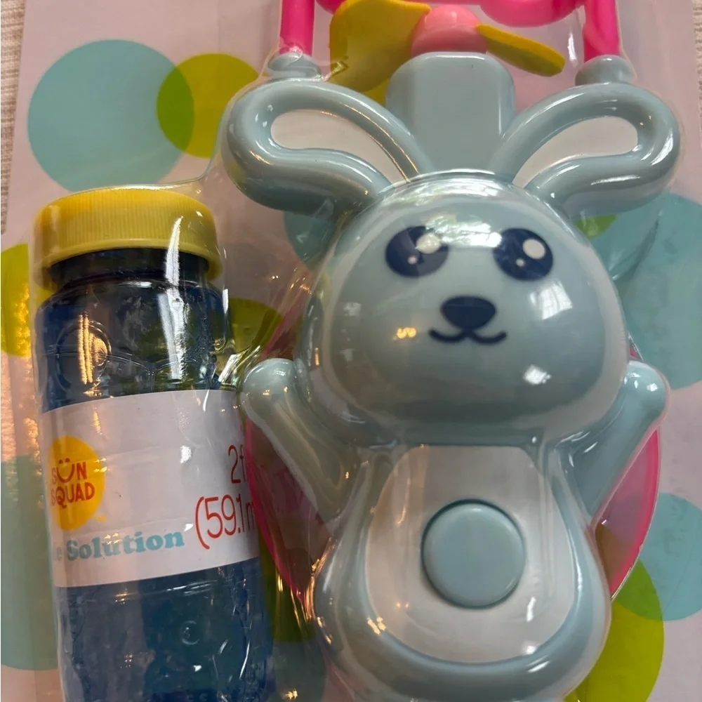 New Spinning Light Bunny Bubble Blaster - Sun Squad™